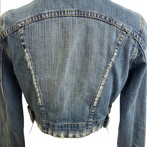 Z-G crop jean jacket distressed look. Size small Z-G crop jean distressed - Picture 5 of 6